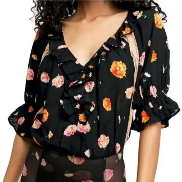 NWT Free People Poppy Balloon Sleeve Ruffle Floral V-Neck Lace Detail Bo… - Picture 10 of 14